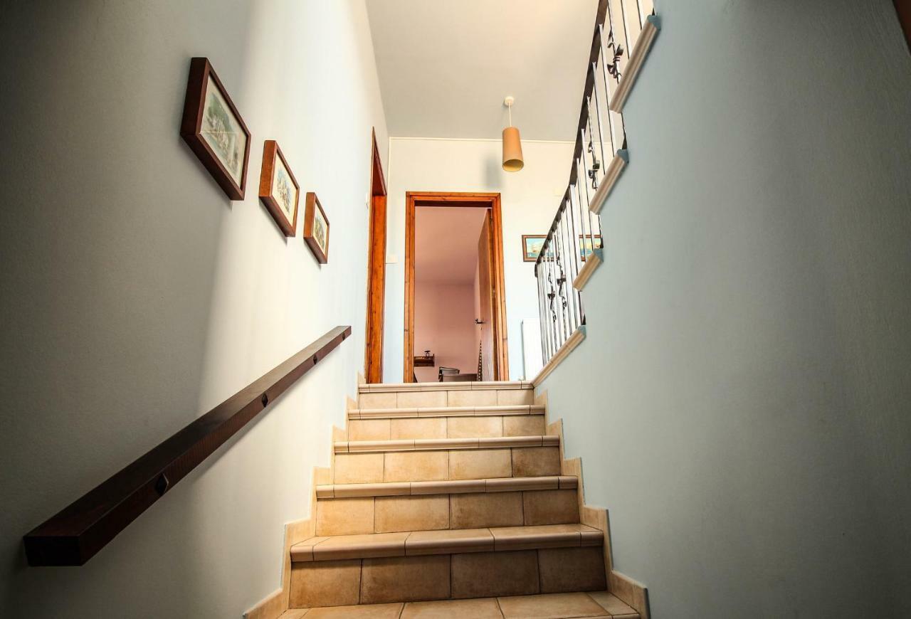 Вилла Rustic House Xylophaghou Экстерьер фото